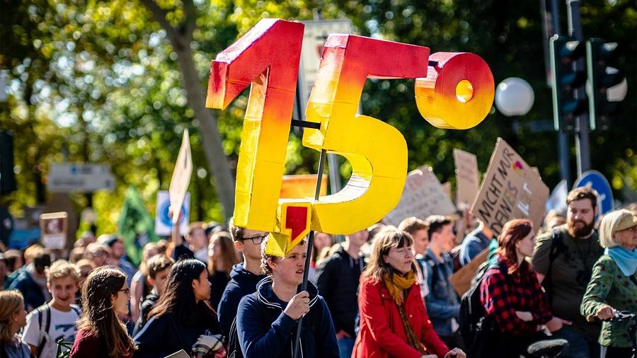 Is it time to give up on the global temperature threshold?