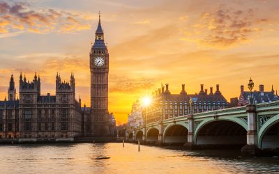 UK heatwave shatters records as climate warnings intensify